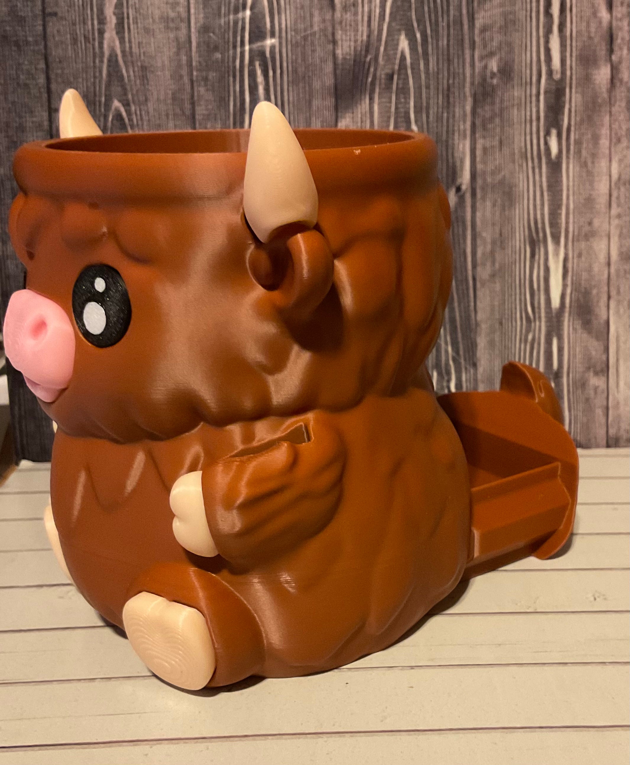 Highland Cow Ice Holder
